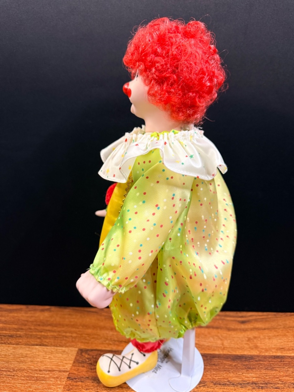 HERITAGE MINT LTD 1989 Clown Doll - Picture 7 of 14